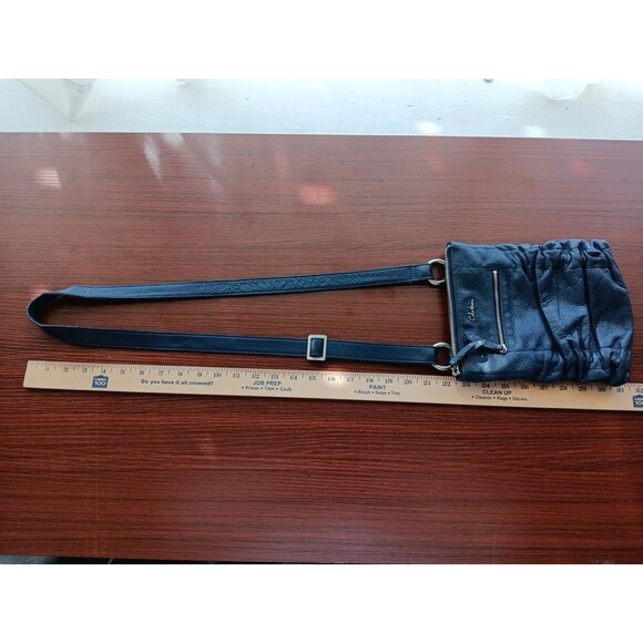 Cole Haan Slouchy Leather Crossbody Bag Navy Blue Zip Pockets Adjustable Strap - Picture 7 of 7